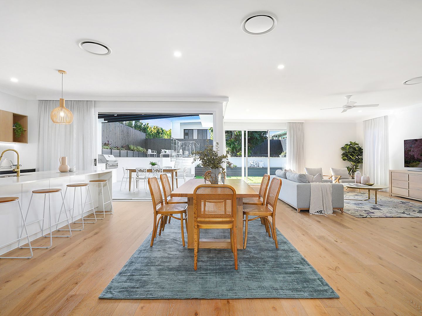 Rental properties & online application form