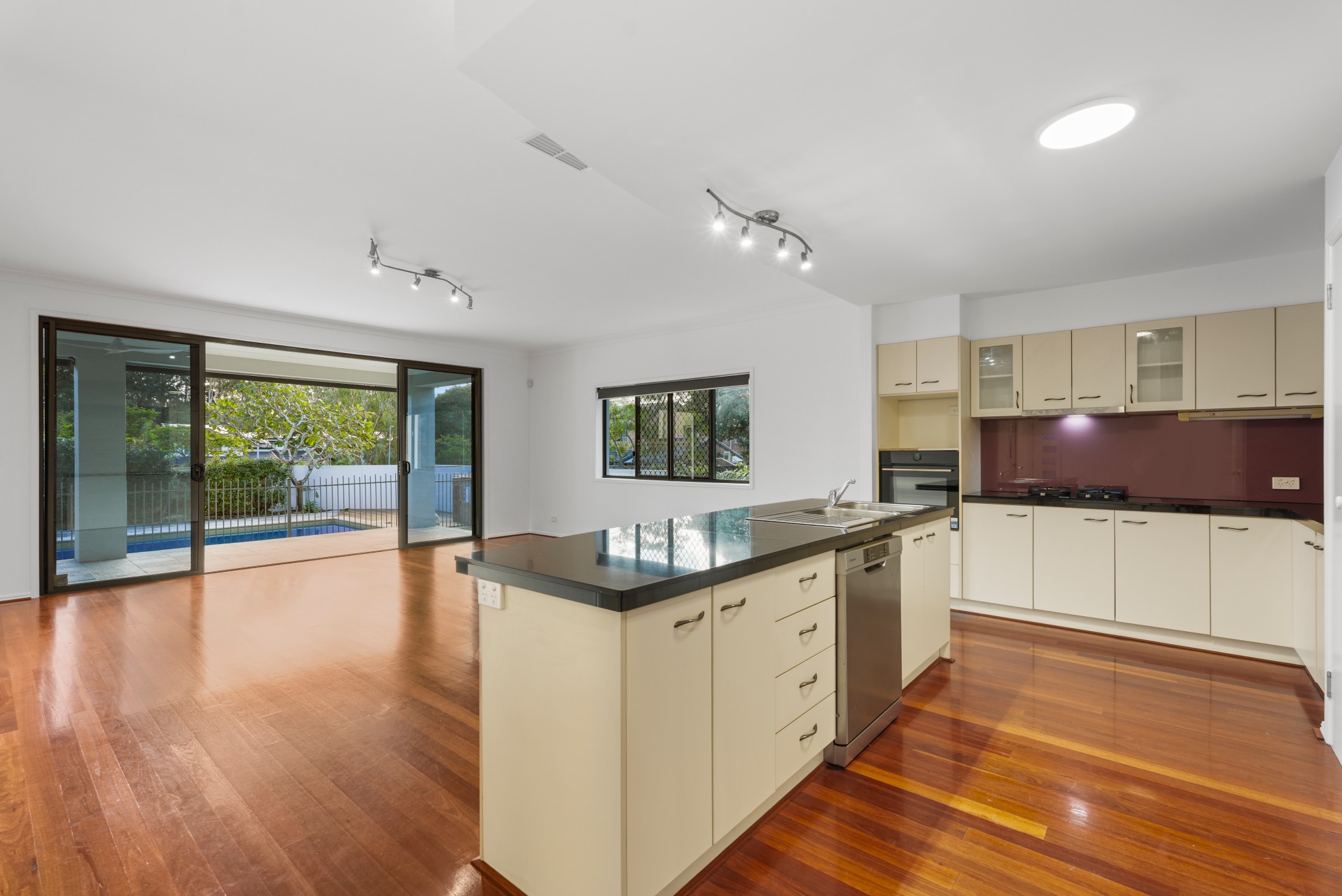 Rental properties & online application form