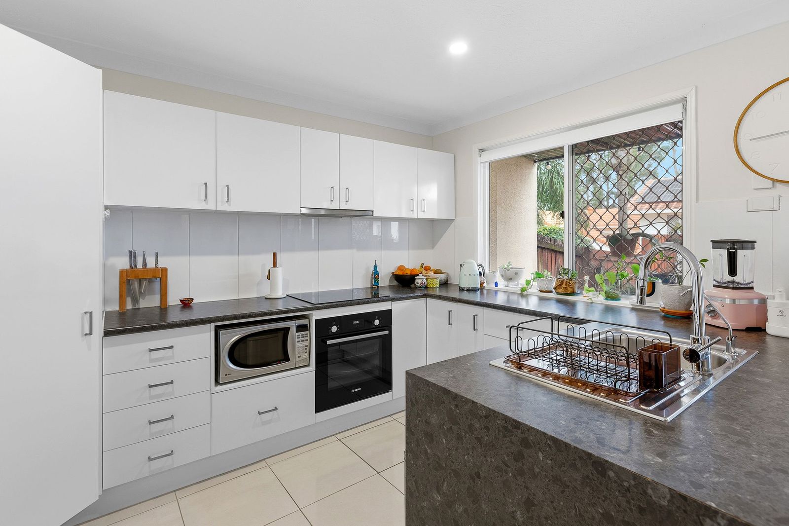 Rental properties & online application form