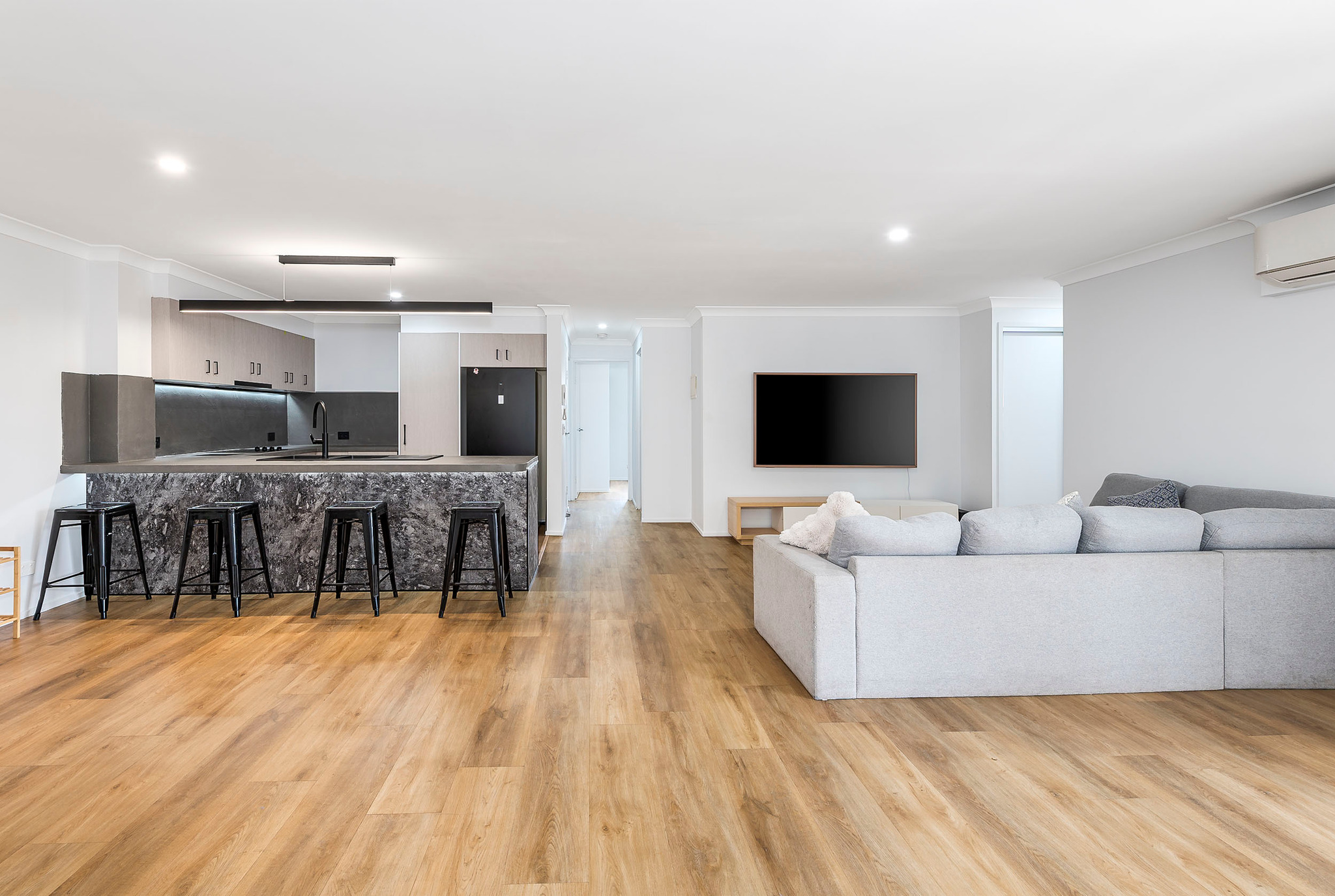 Rental properties & online application form