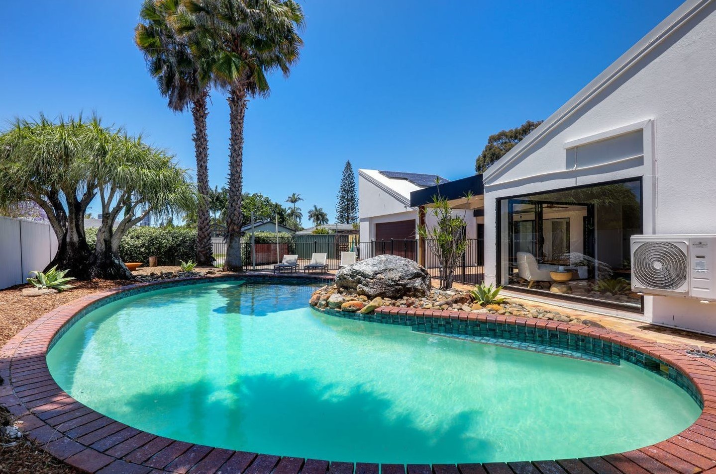 Rental properties & online application form