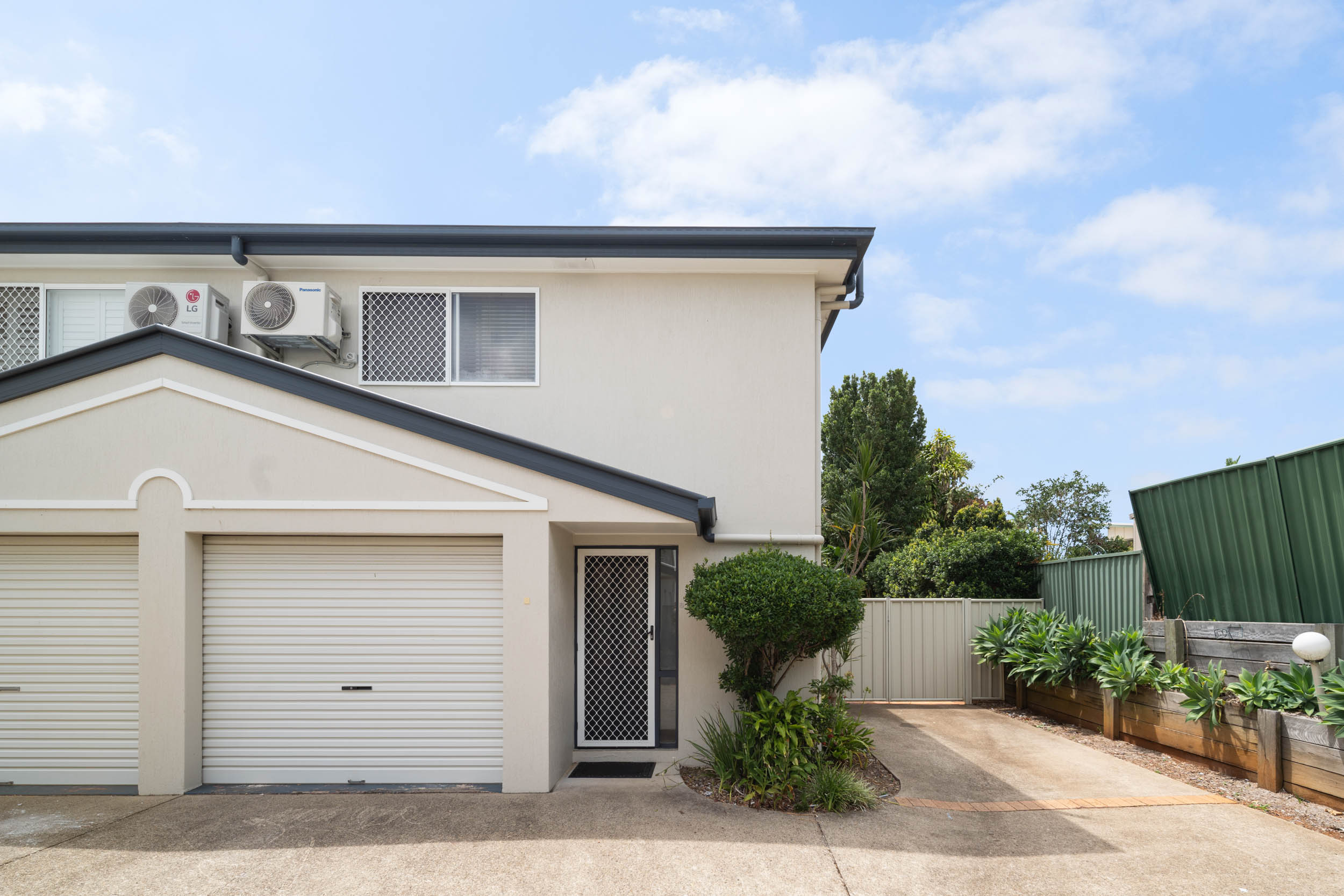 Rental properties & online application form