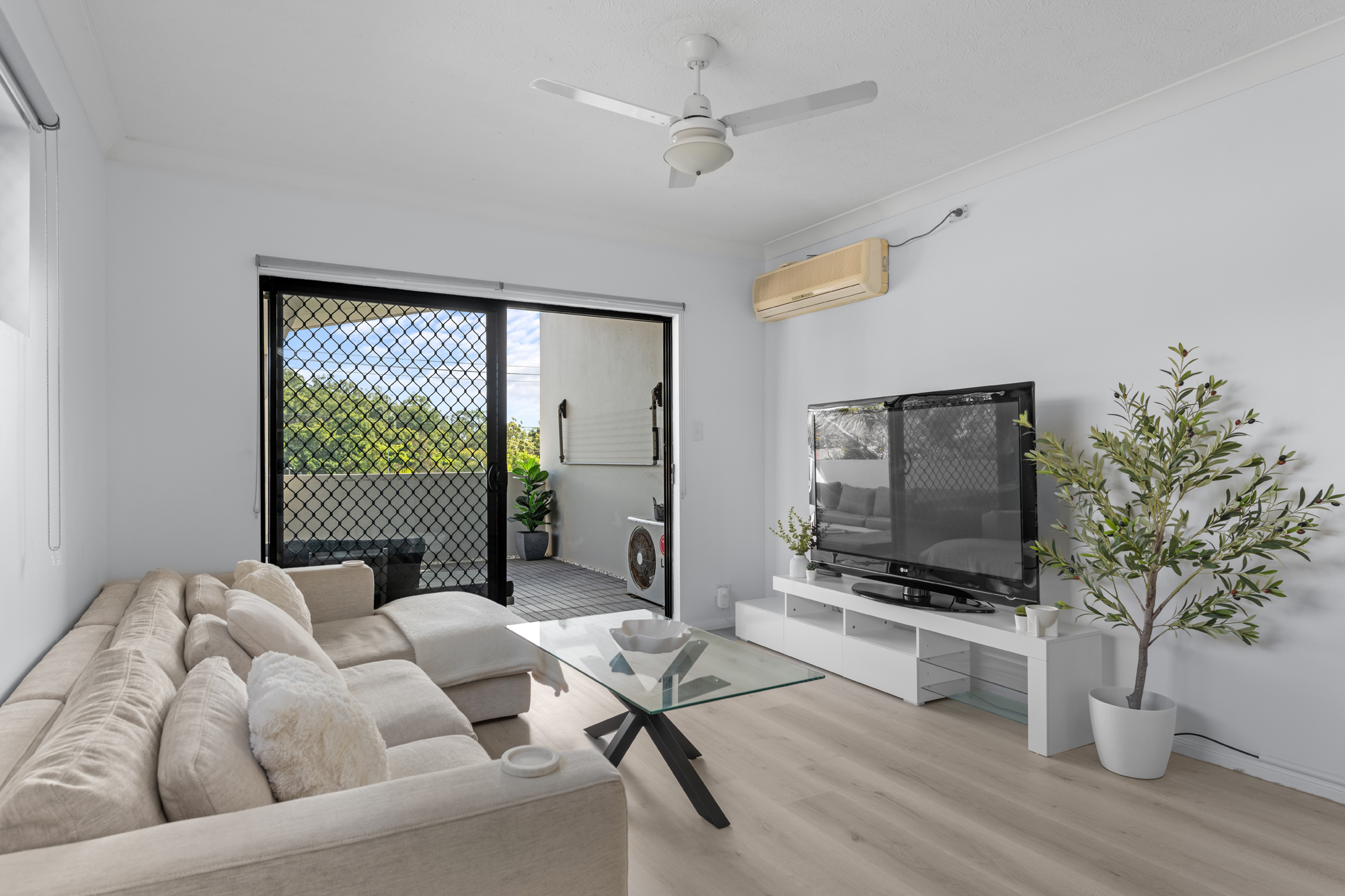 Rental properties & online application form