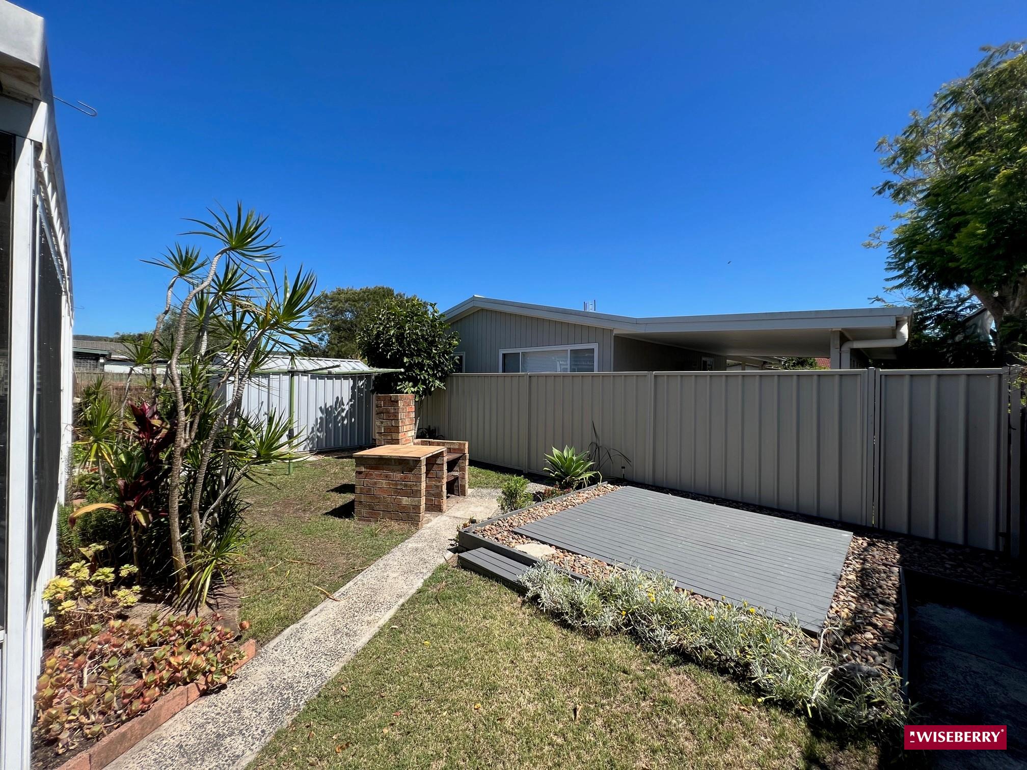 29 Cambridge Street, Umina Beach House For Rent In Umina Beach