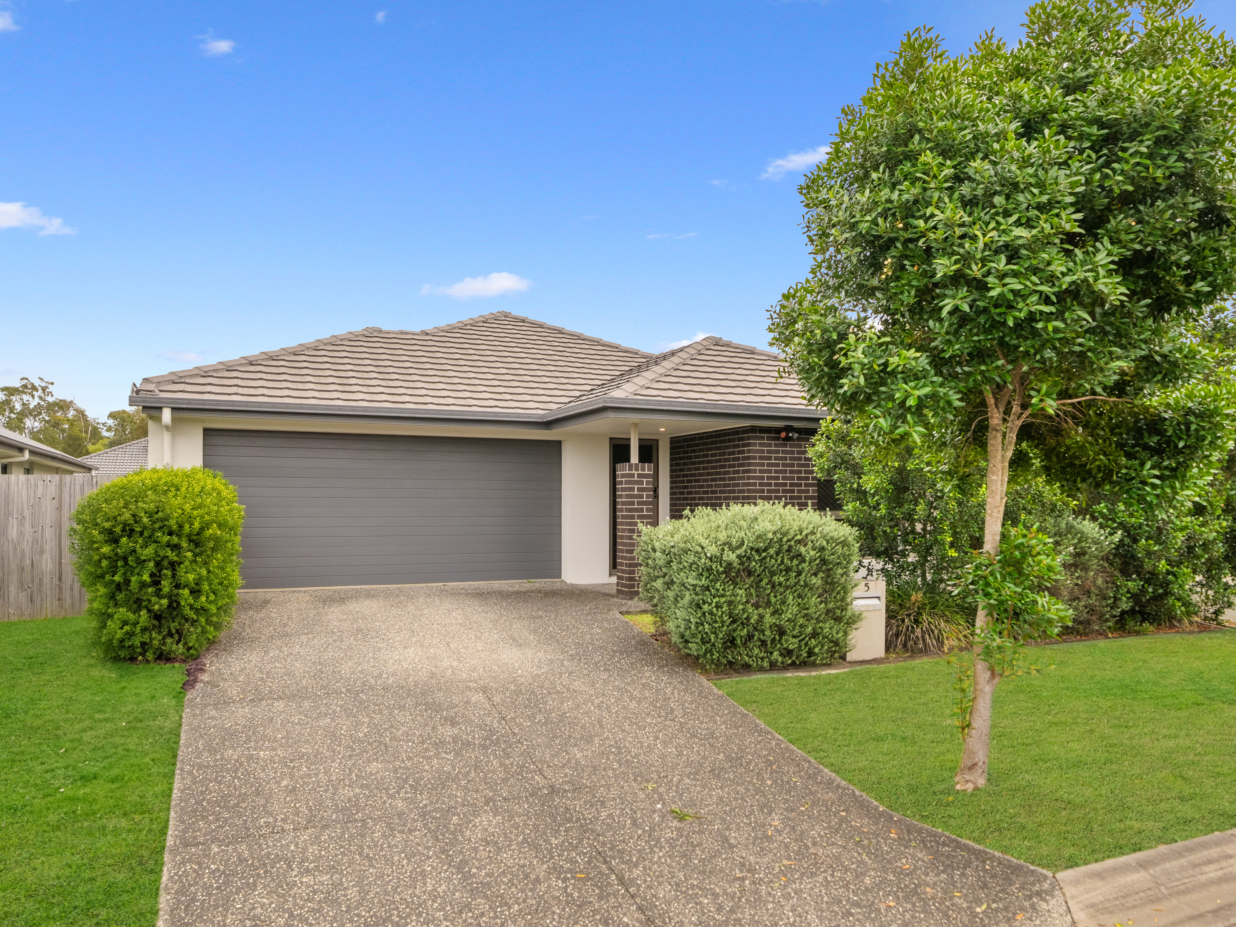 Rental properties & online application form