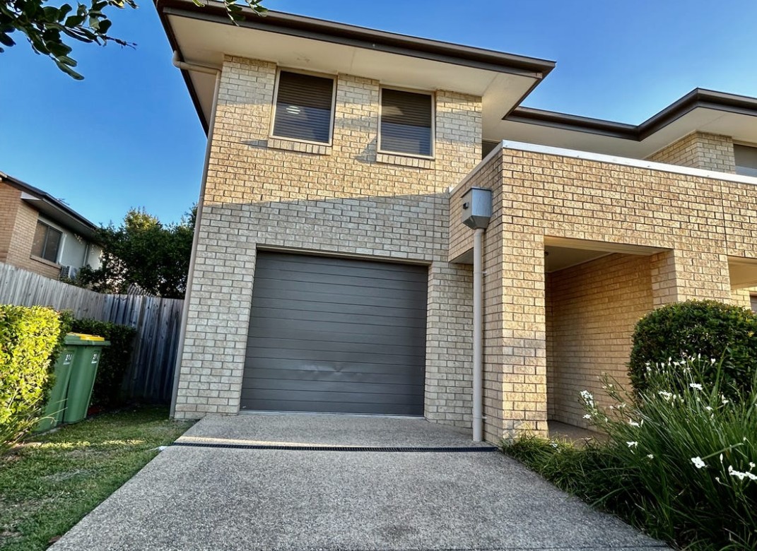 Rental properties & online application form
