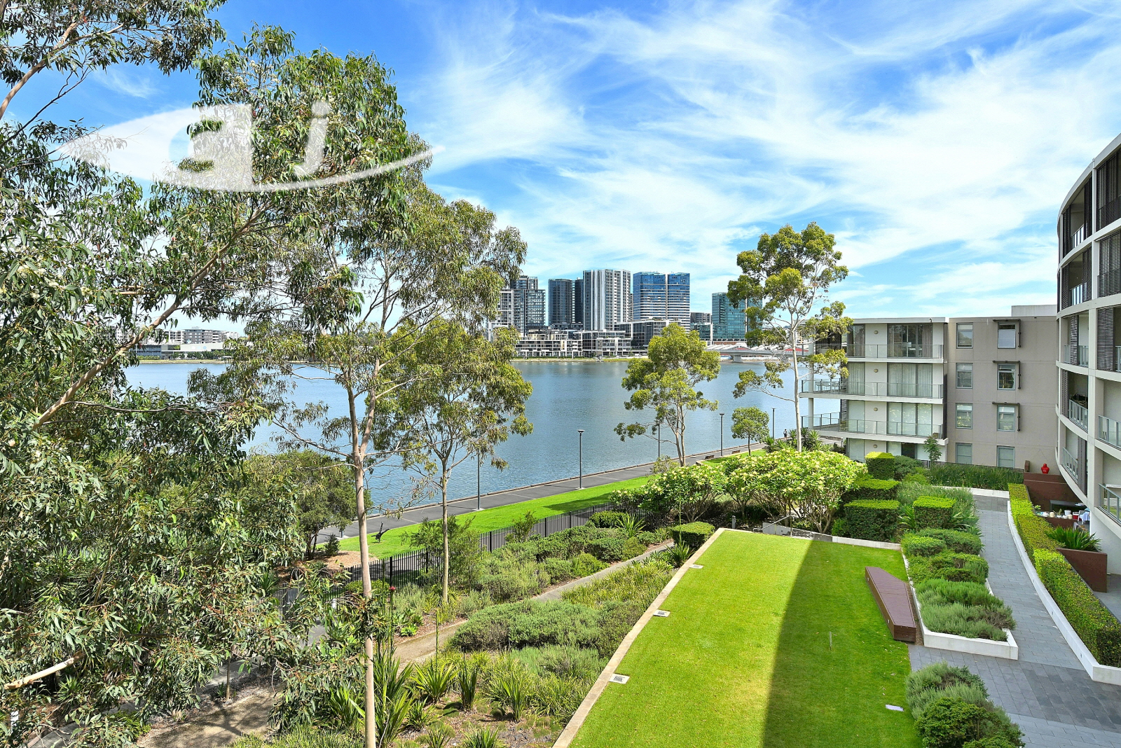 Rental properties & online application form