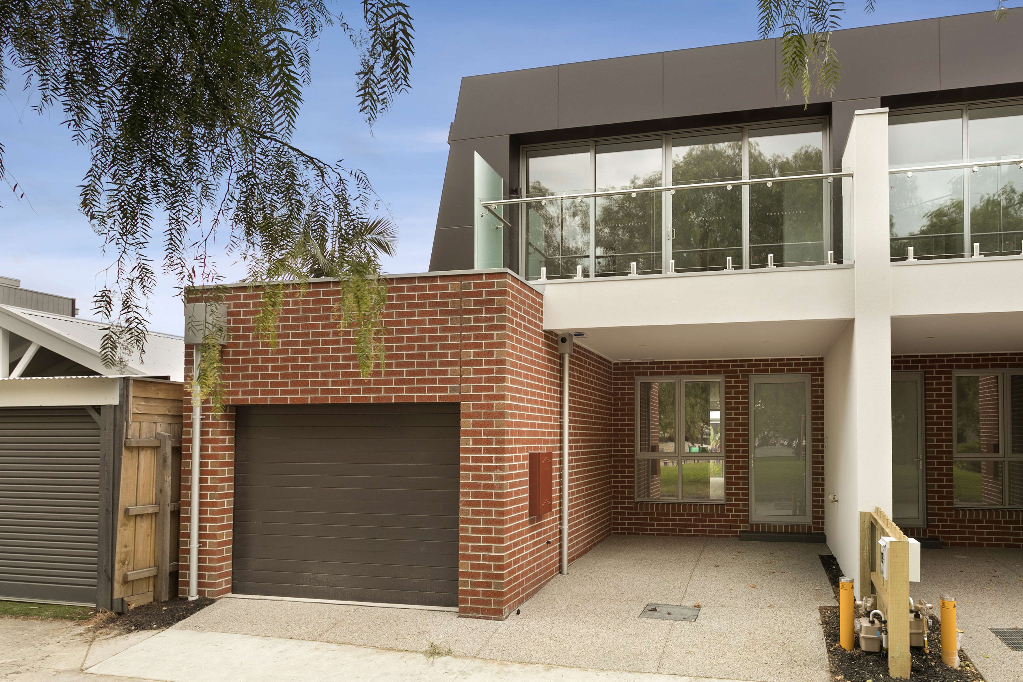 Rental properties & online application form
