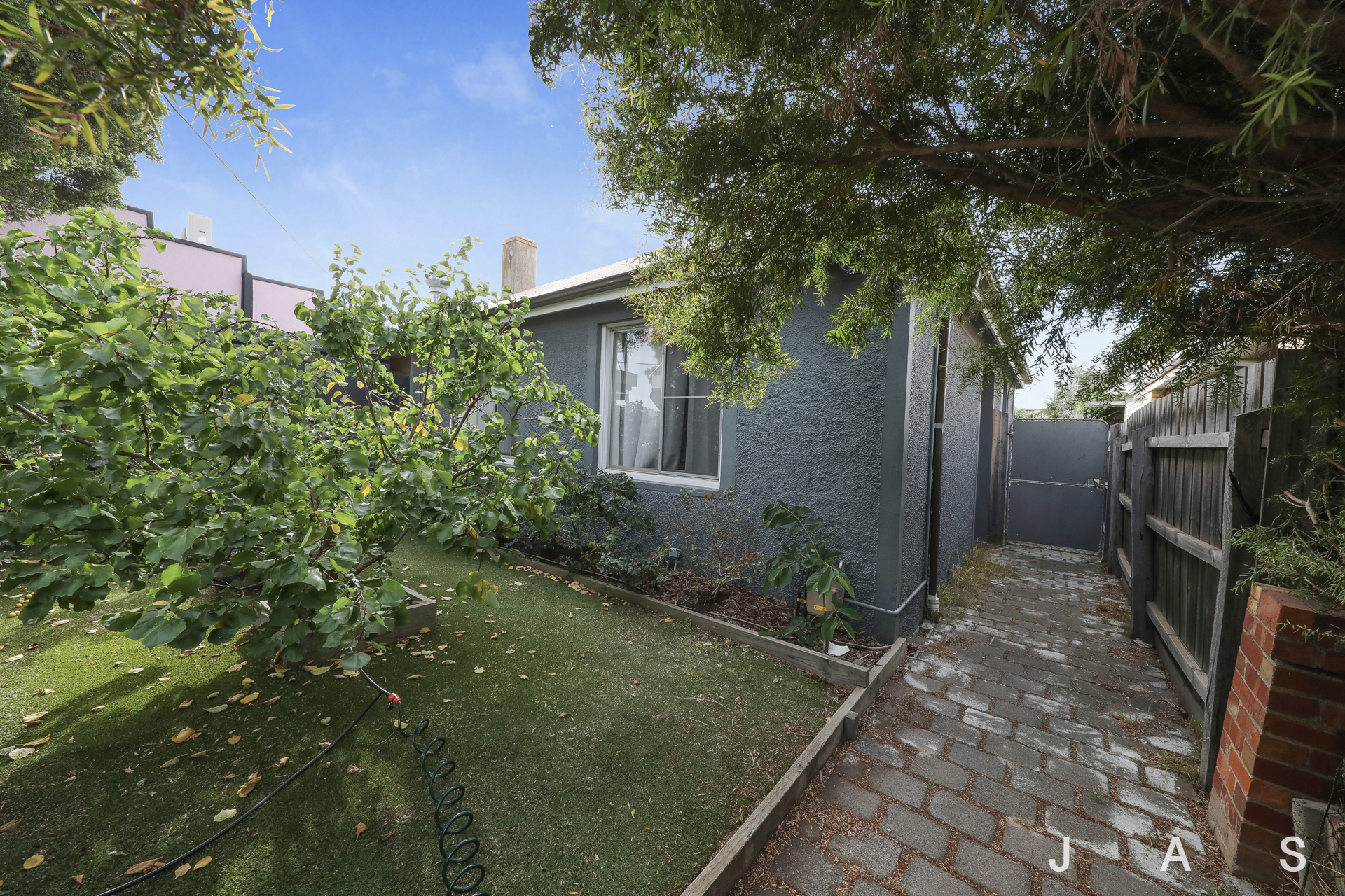 Rental properties & online application form