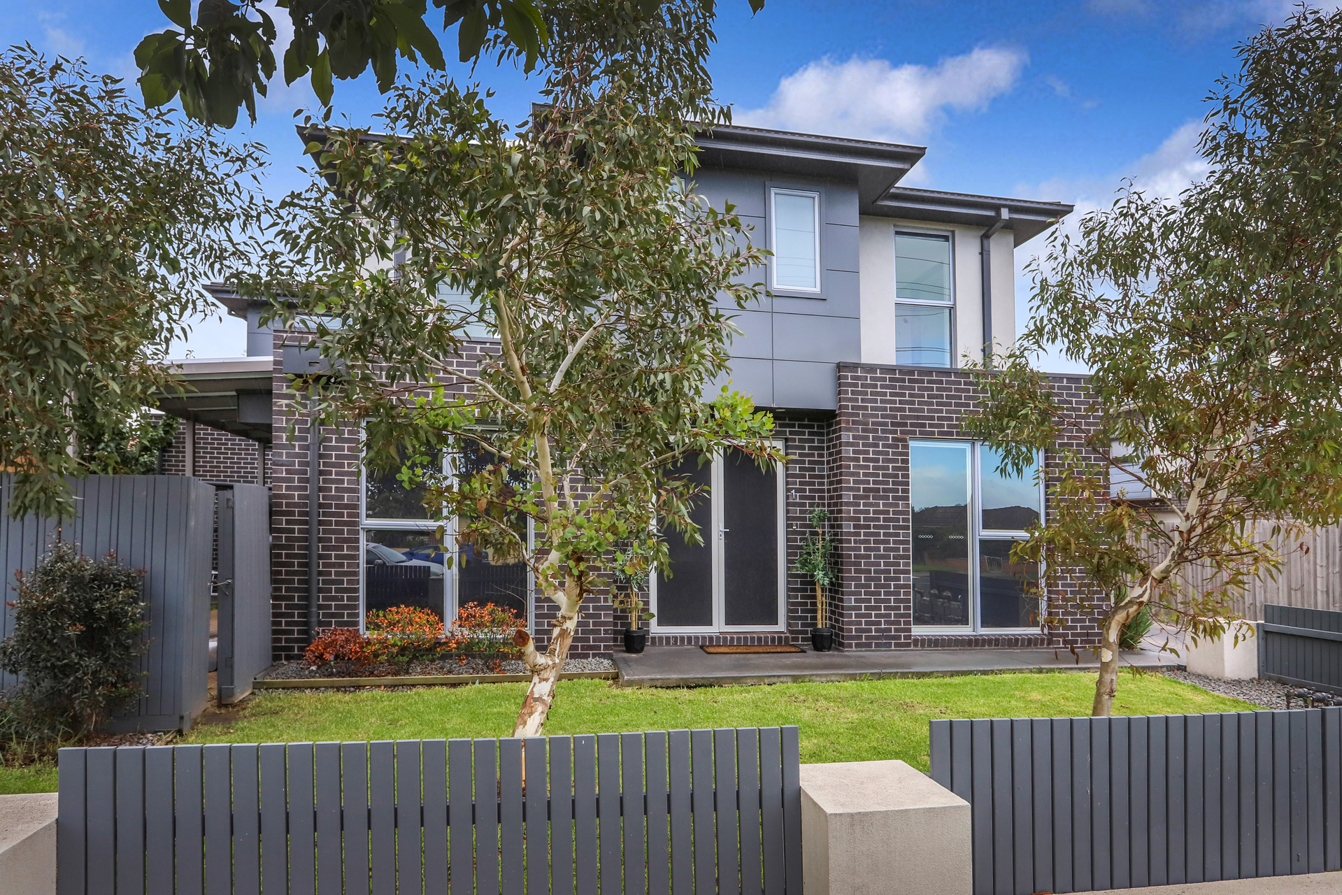 Rental properties & online application form