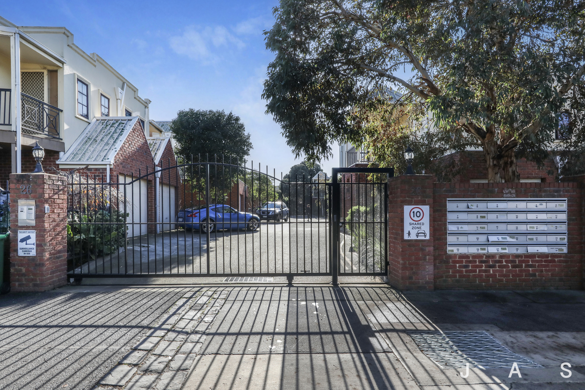 Rental properties & online application form