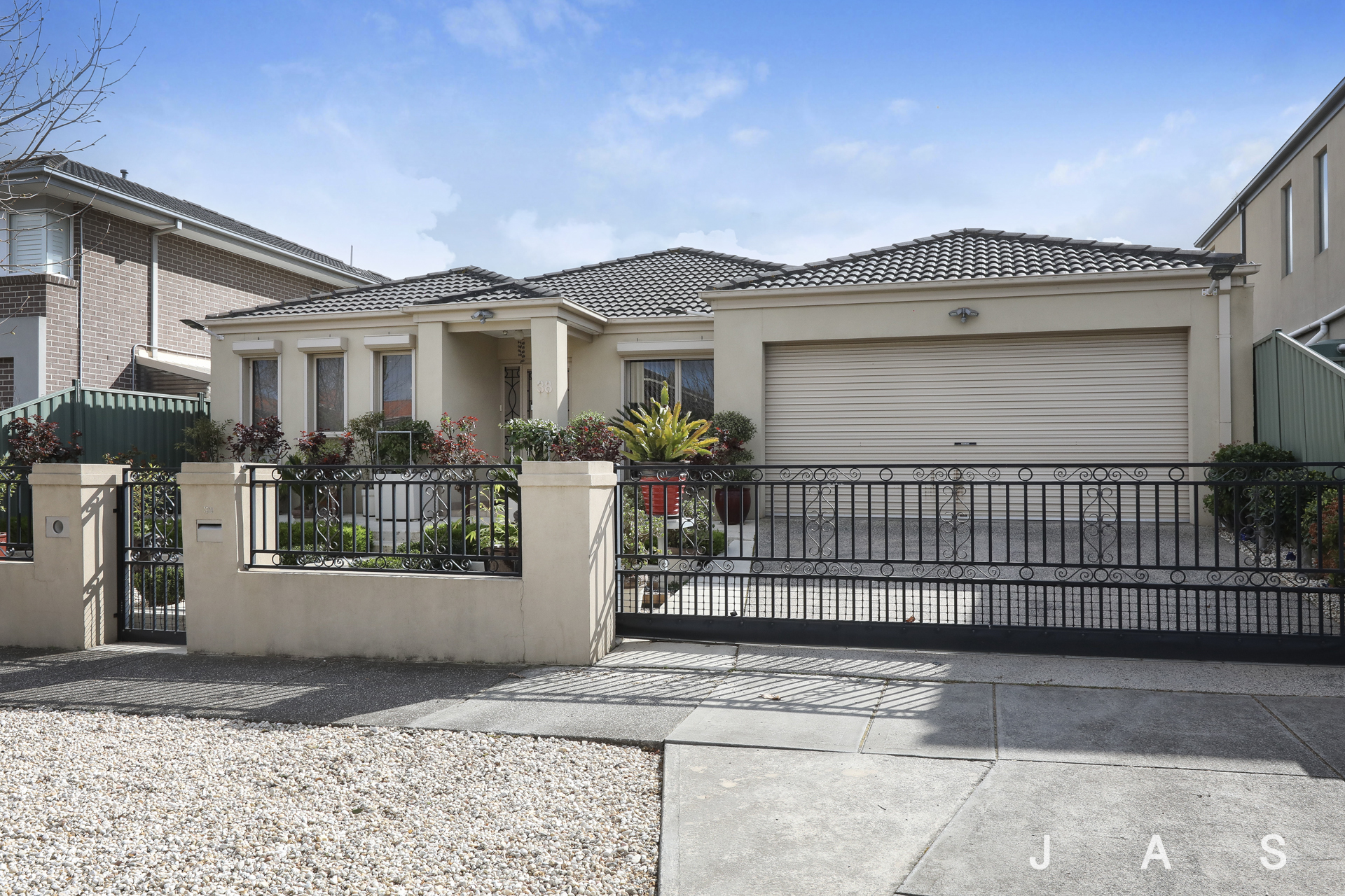 Rental properties & online application form