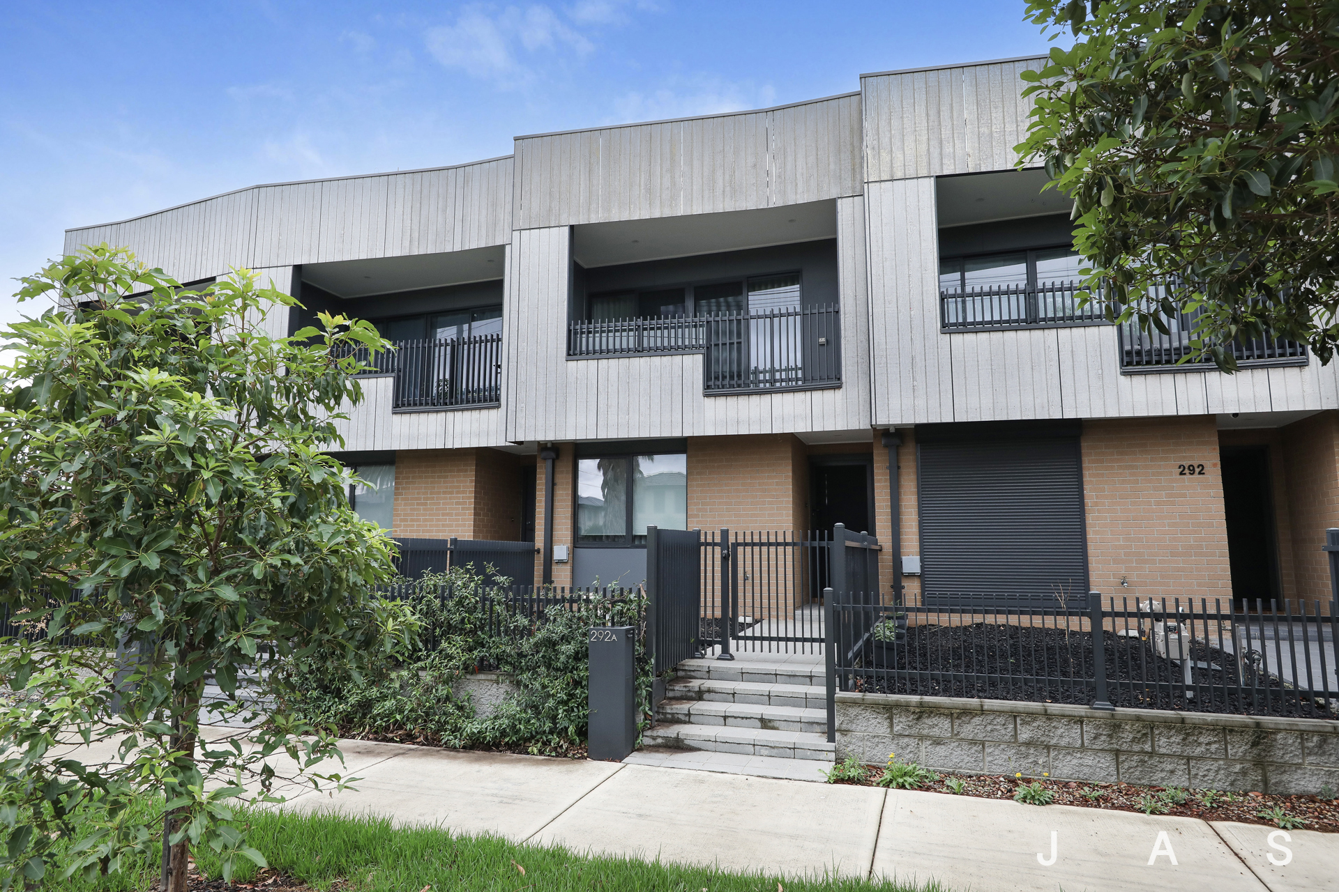 Rental properties & online application form