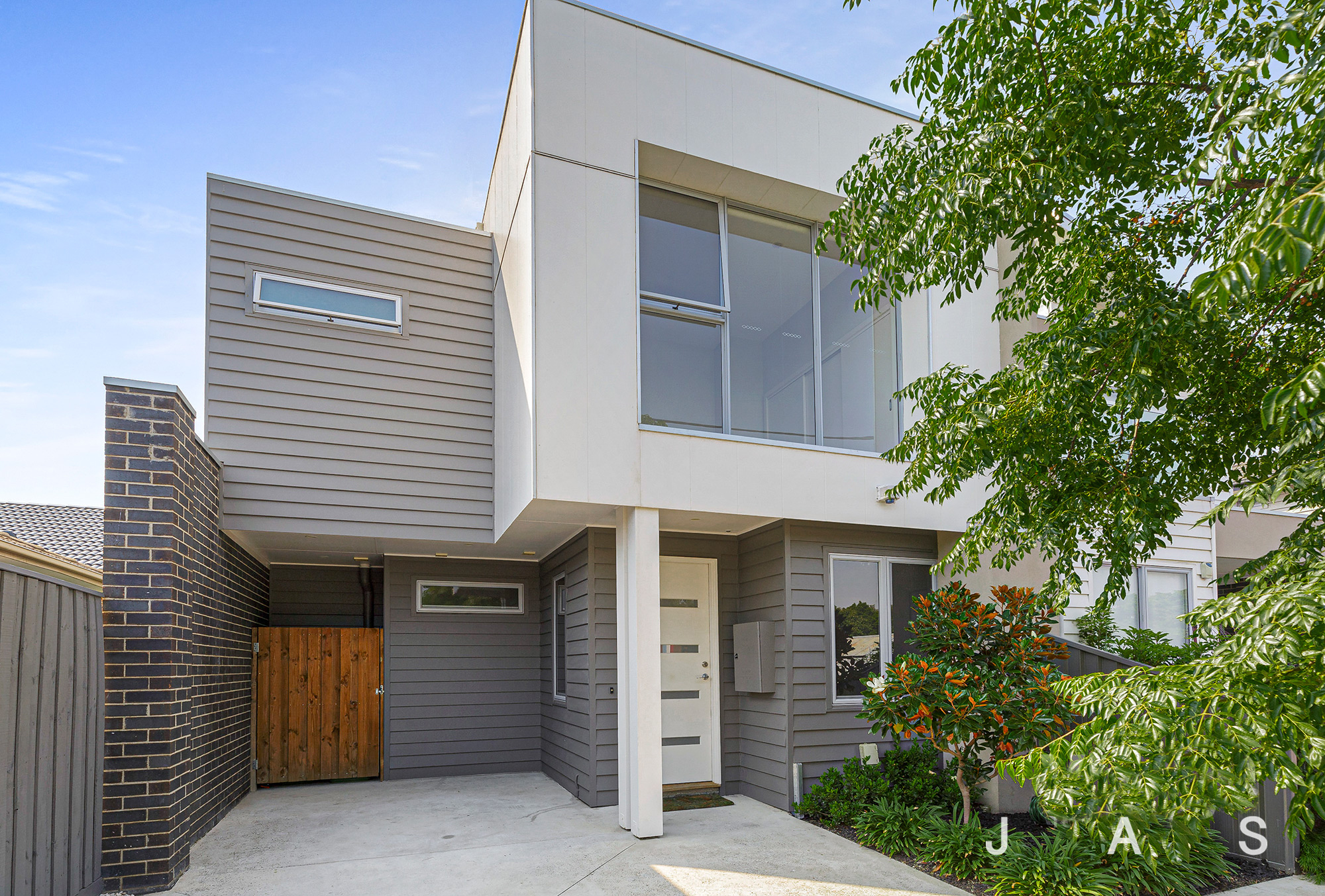 Rental properties & online application form