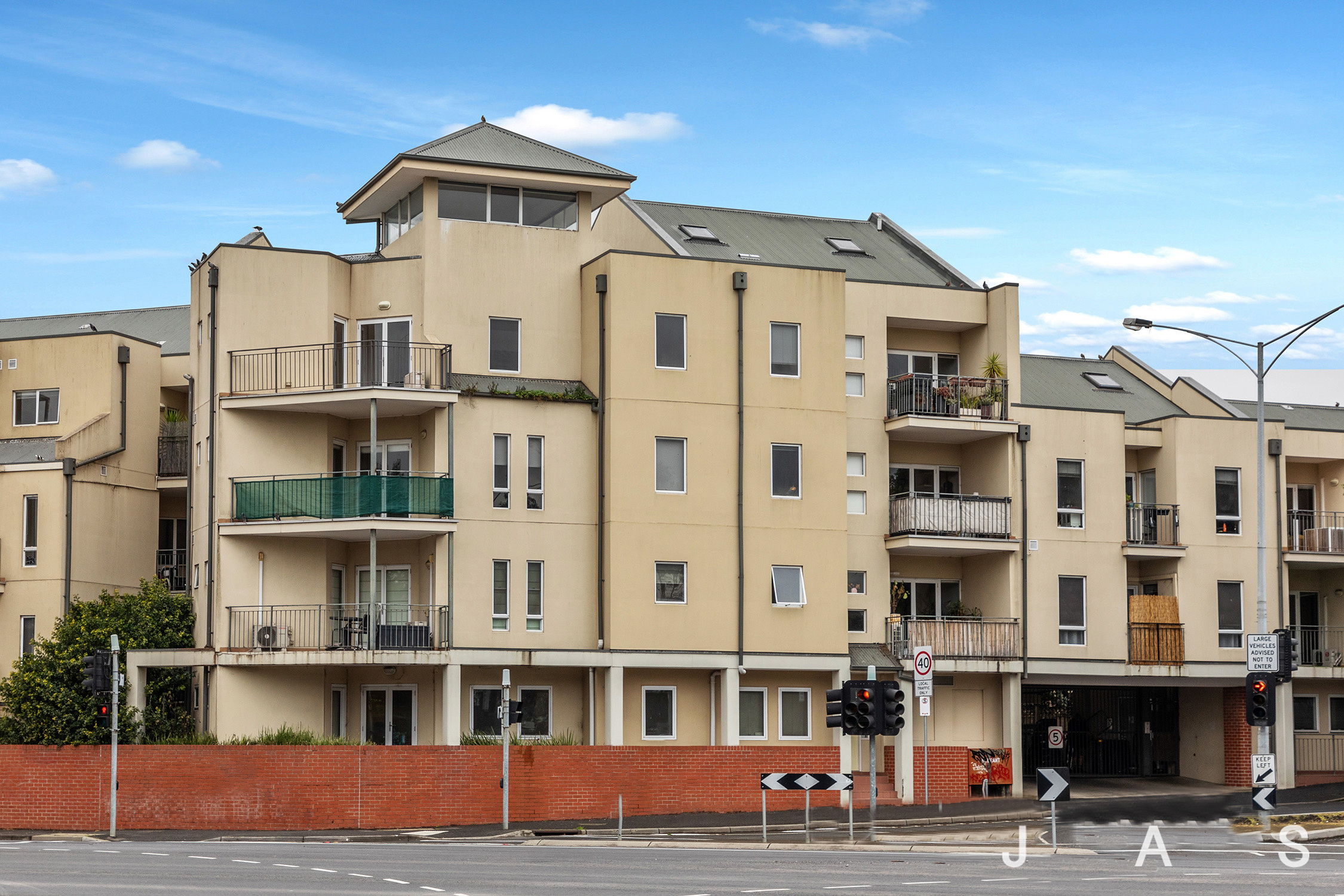 Rental properties & online application form