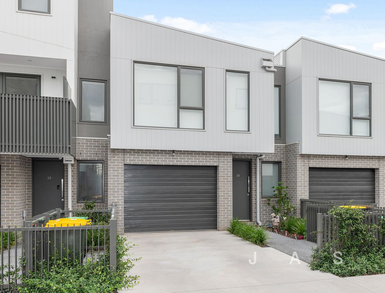 Rental properties & online application form