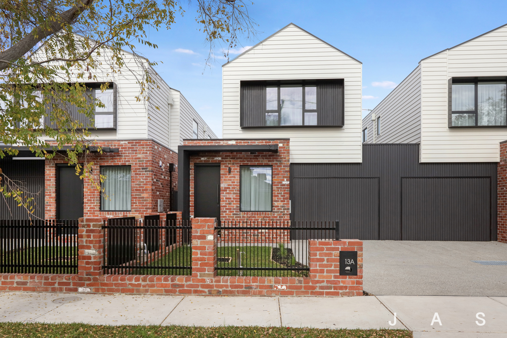 Rental properties & online application form