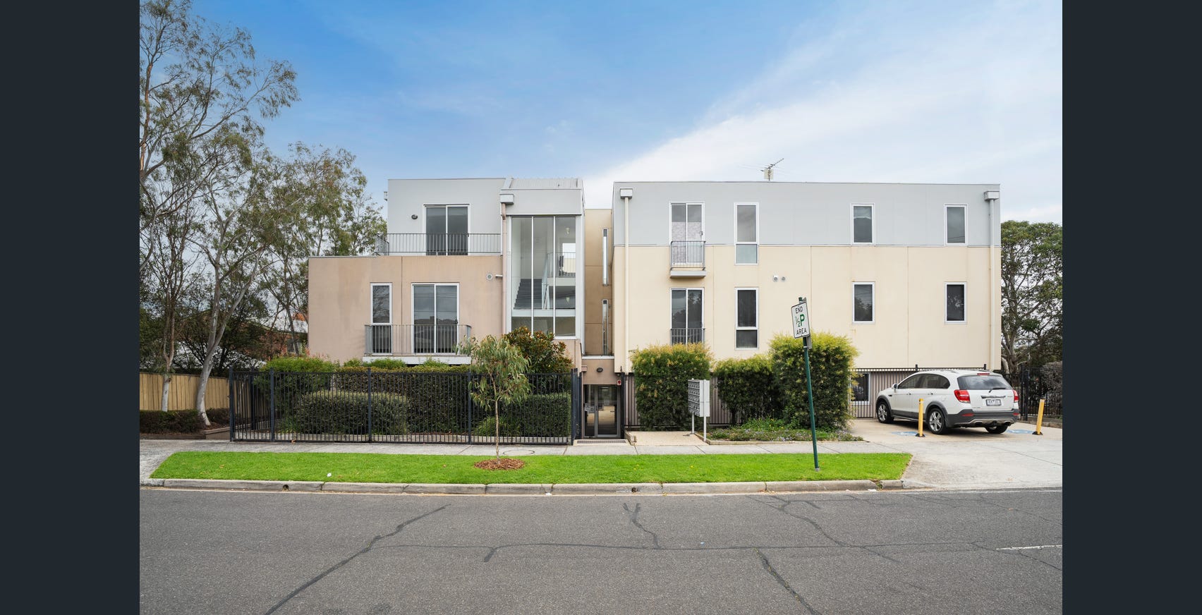 Rental properties & online application form