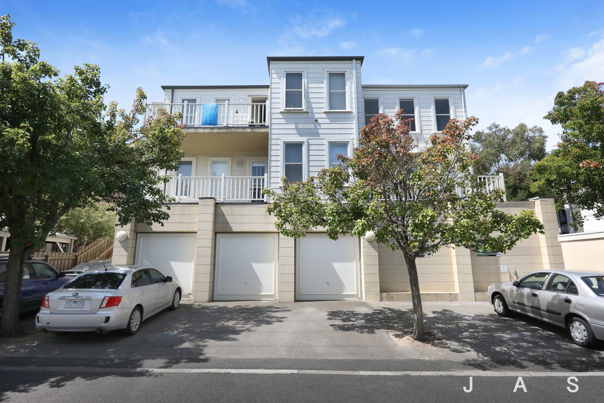 Rental properties & online application form