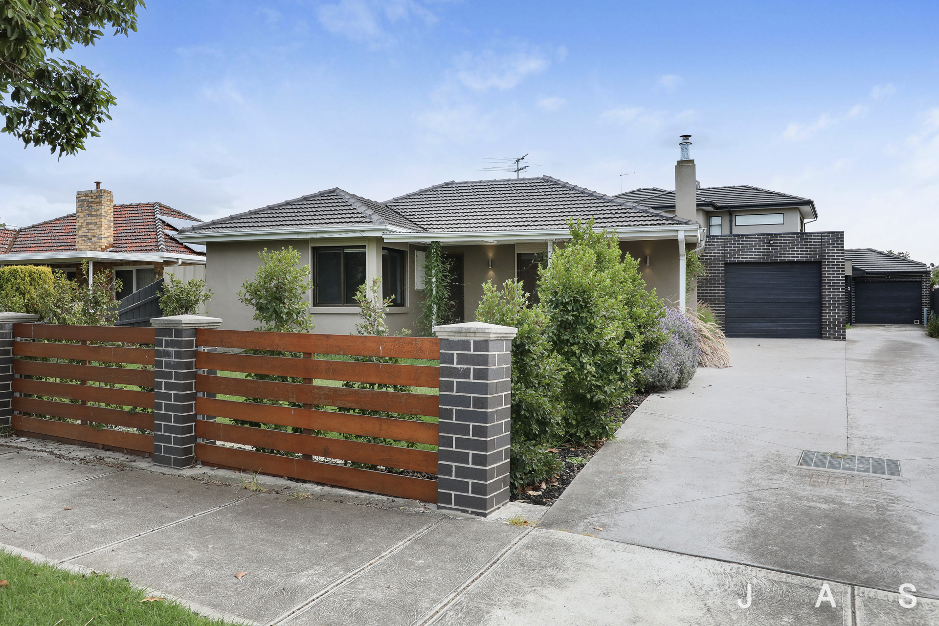 Rental properties & online application form