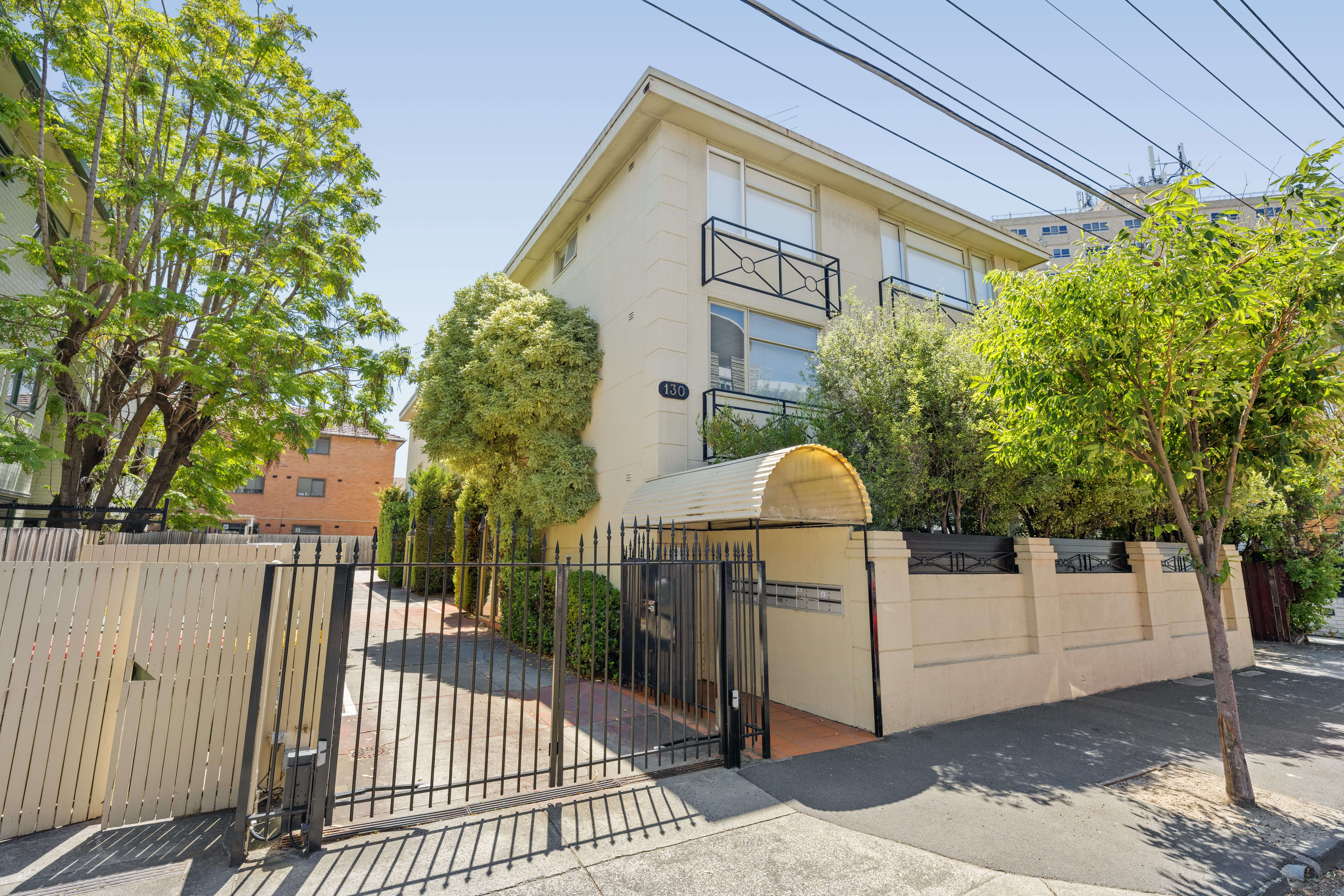 Rental properties & online application form