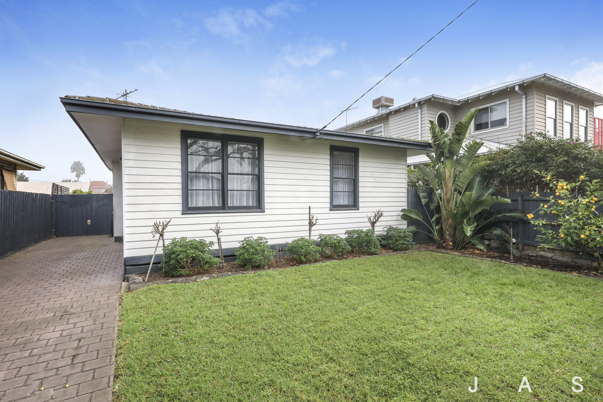Rental properties & online application form