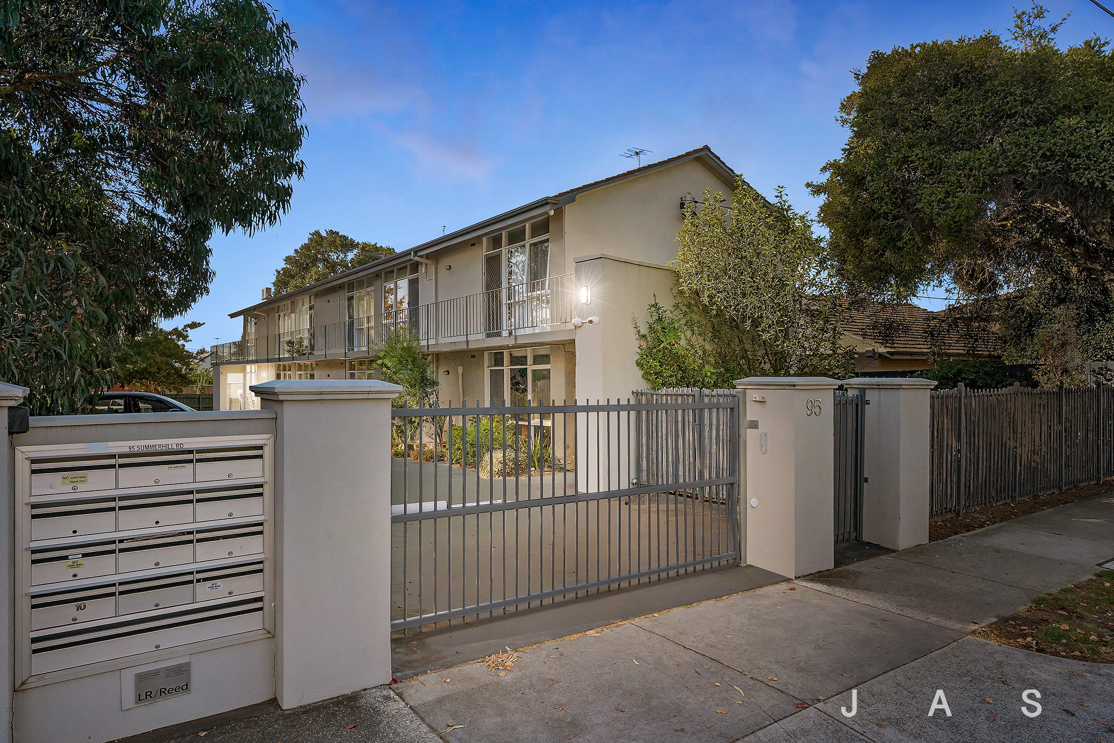 Rental properties & online application form