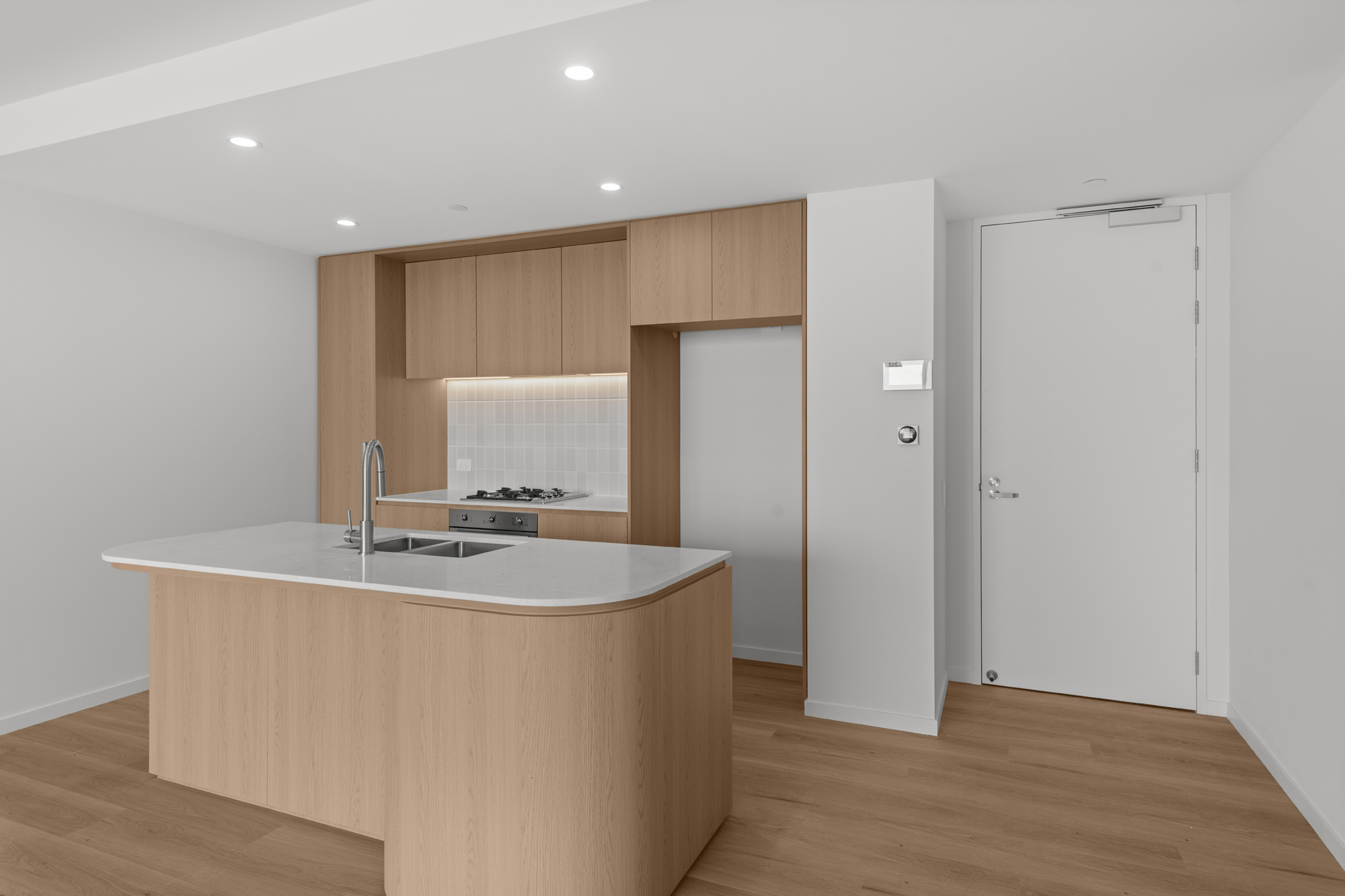 305/4 Rosewood Avenue, Broadbeach For Lease by Mosaic Property Group - image 7