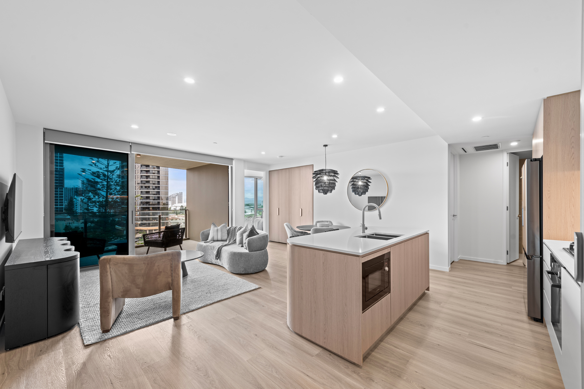 605/146-148 Surf Parade, Broadbeach For Lease by Mosaic Property Group - image 2
