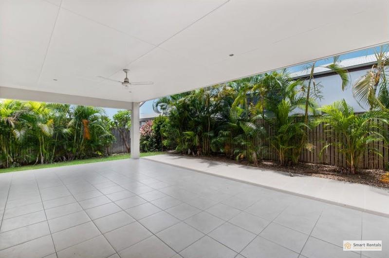 5 Helvellyn Street, Bushland Beach, photo 7 of 8