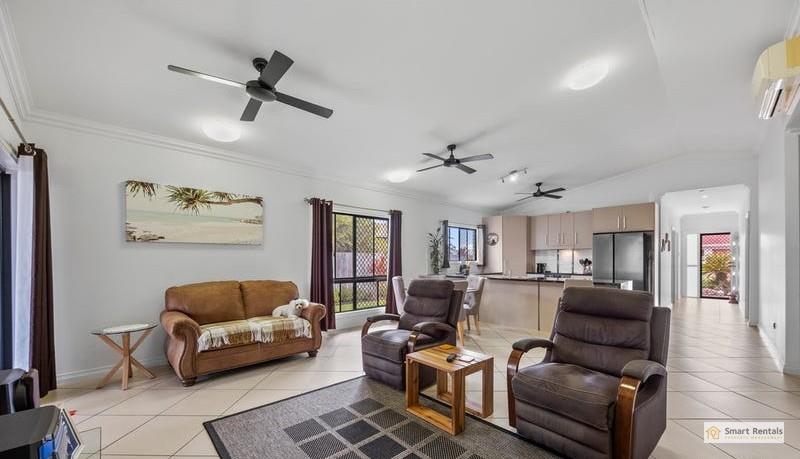 28 Dundabella Drive, Deeragun, photo 2 of 14