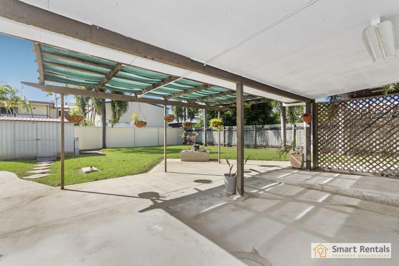 25 Corella Crescent, Mount Louisa, photo 7 of 9