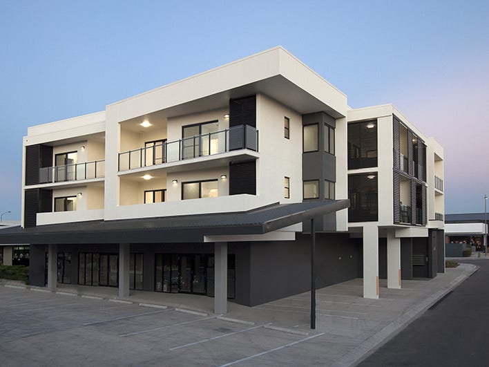 6/11 Kokoda Street, Idalia, photo 10 of 11