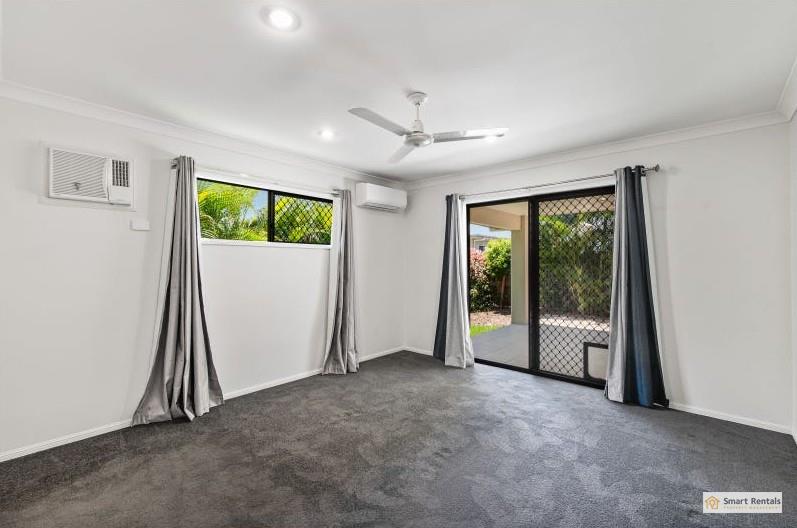 5 Helvellyn Street, Bushland Beach, photo 5 of 8