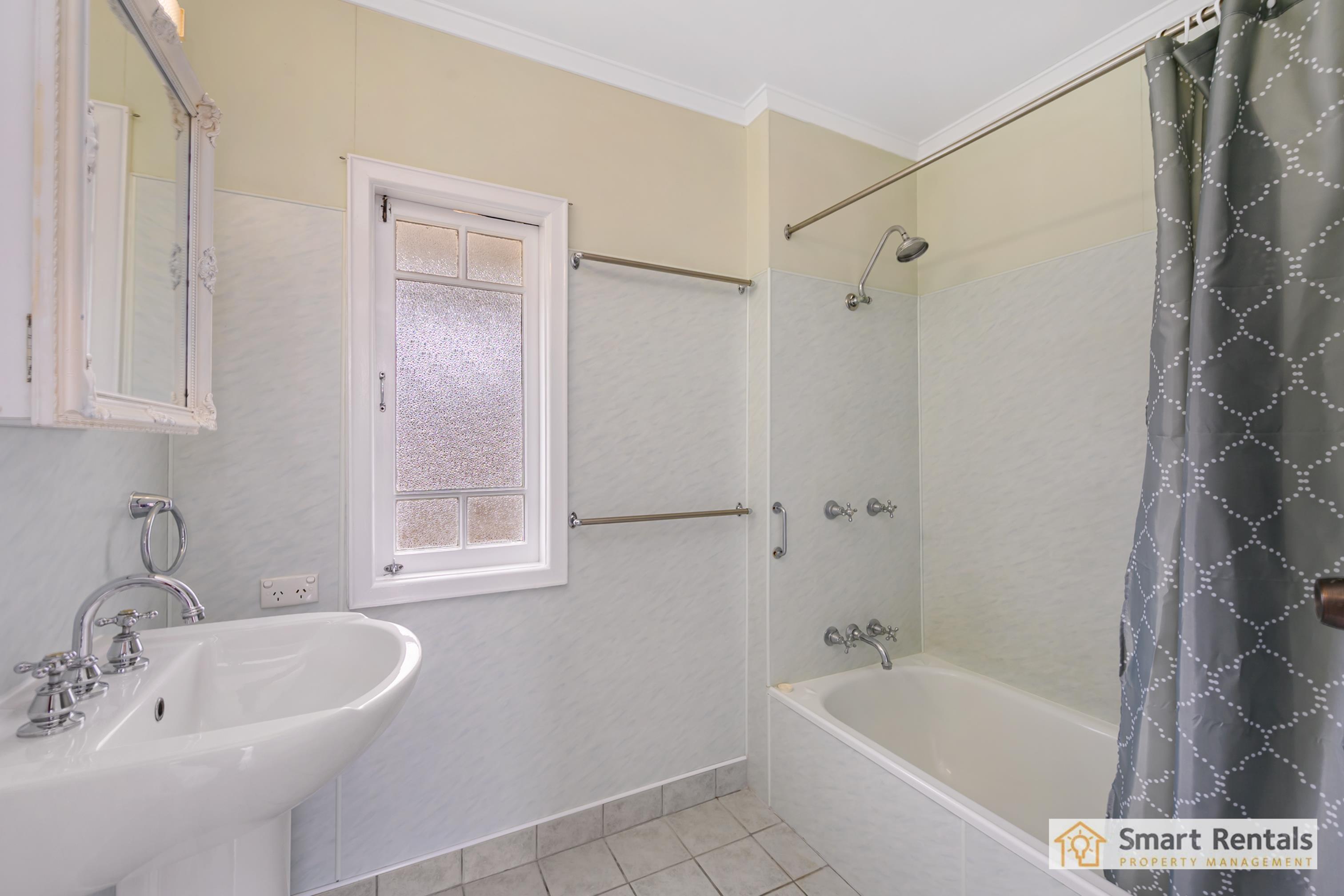 38 Paxton Street, North Ward, photo 6 of 8