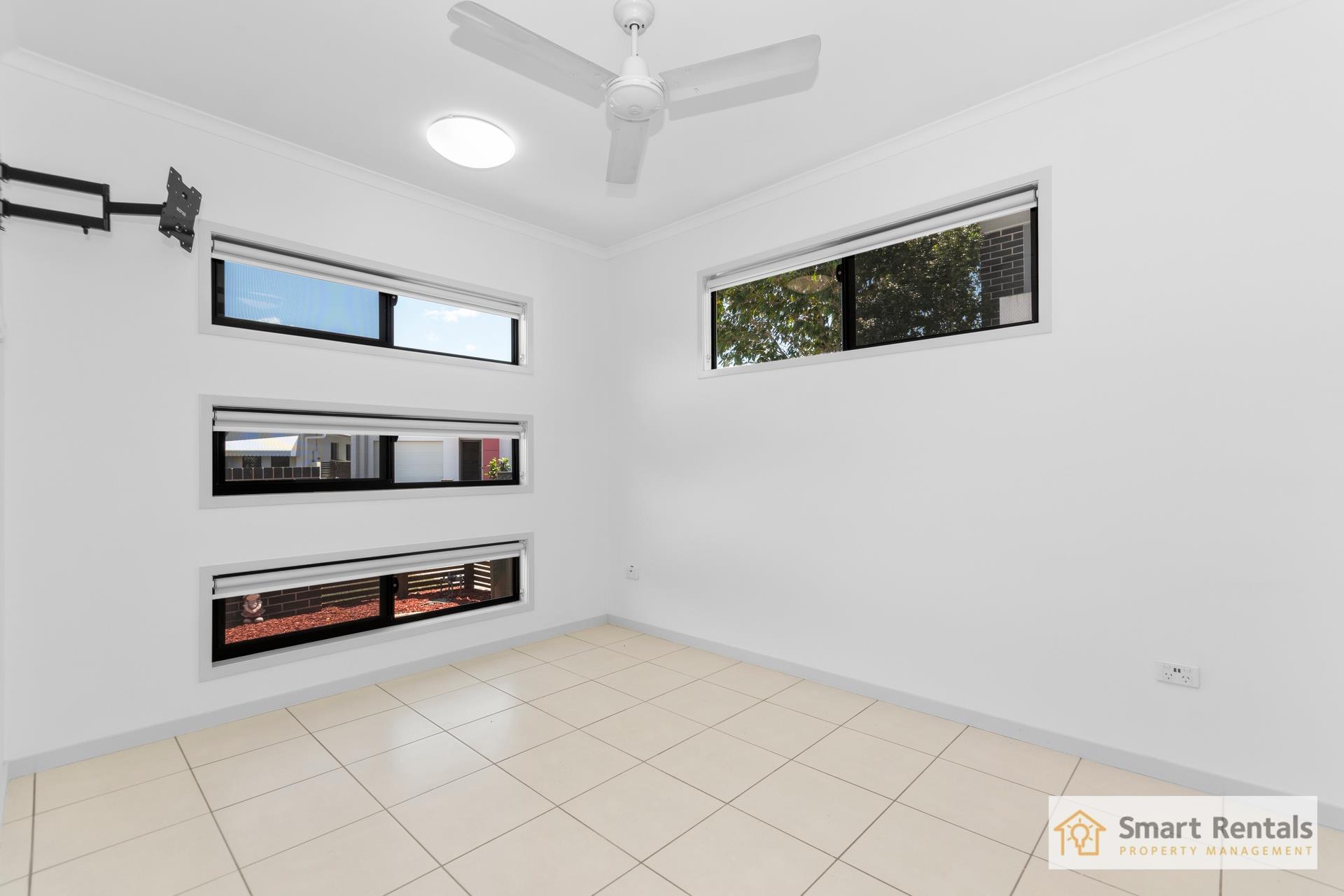 20 Masthead Avenue, Burdell, photo 4 of 8