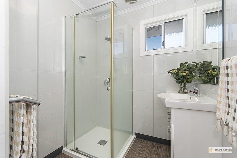 22 Riechelmann Street, Heatley, photo 9 of 16
