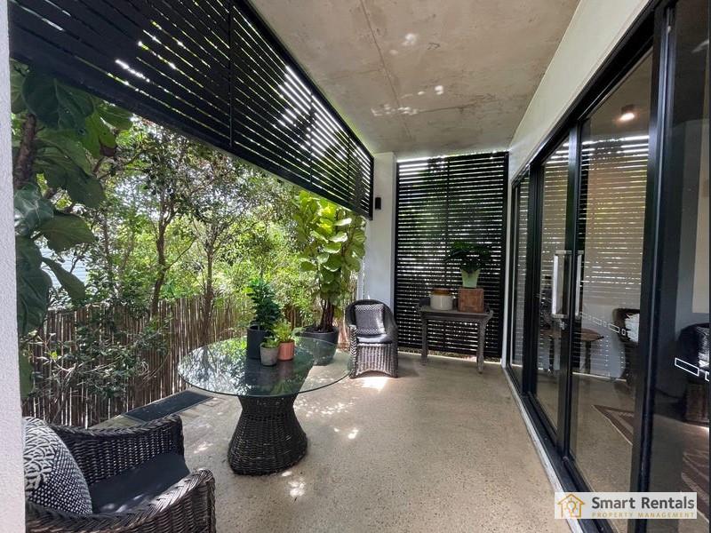 1/27 Stanton Terrace, North Ward, photo 3 of 9