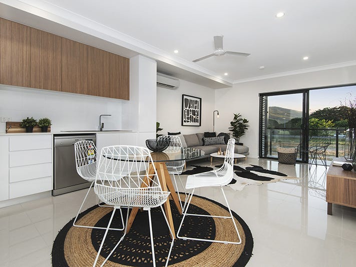 12/11 Kokoda Street, Idalia, photo 8 of 13