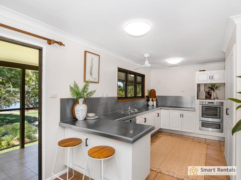 89 Marabou Drive, Annandale, photo 4 of 23