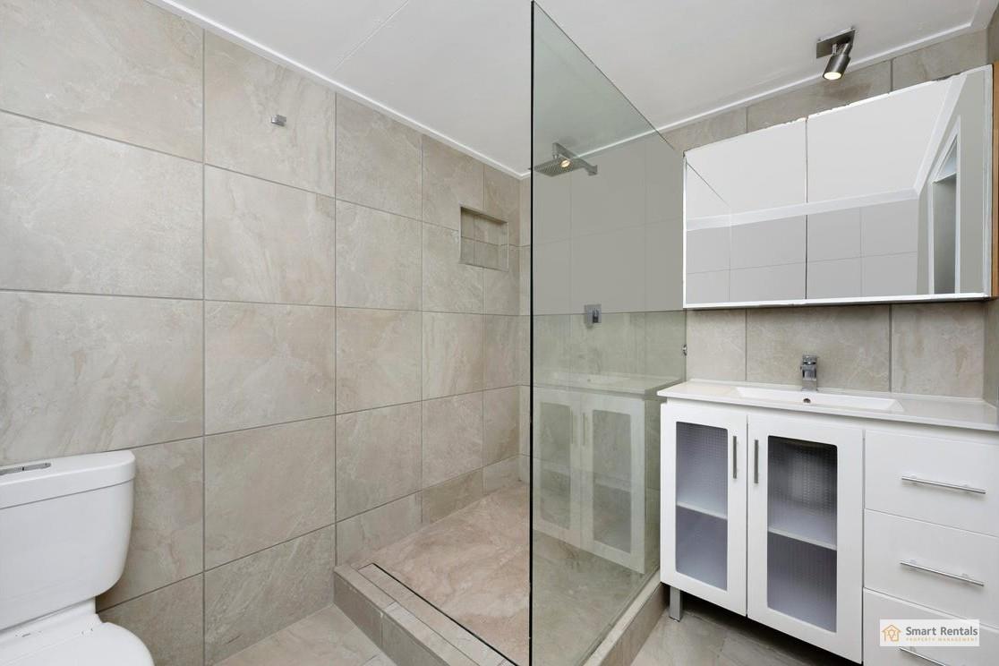239 Tippett Street, Gulliver, photo 3 of 10