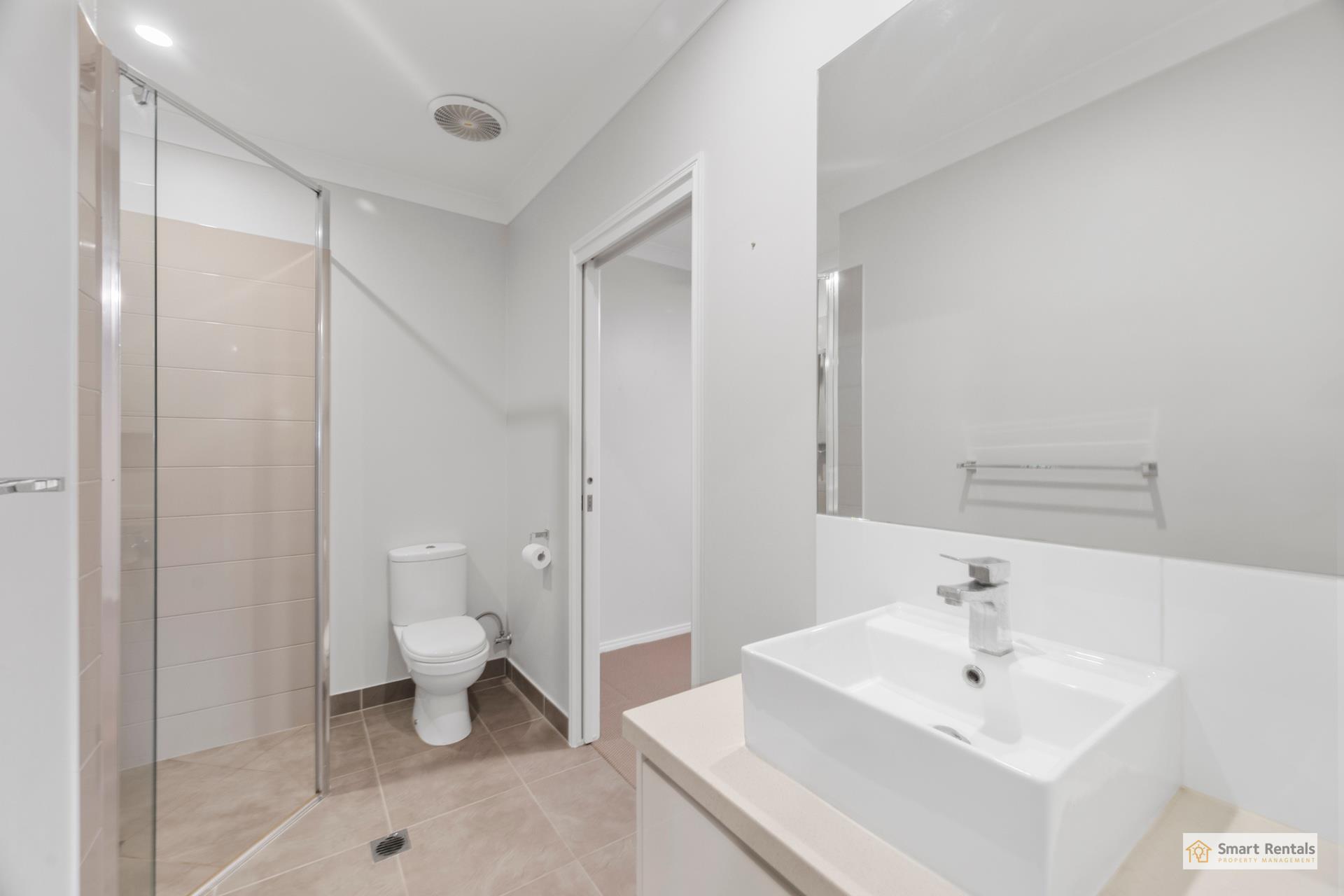 5 Target Street, Oonoonba, photo 4 of 8