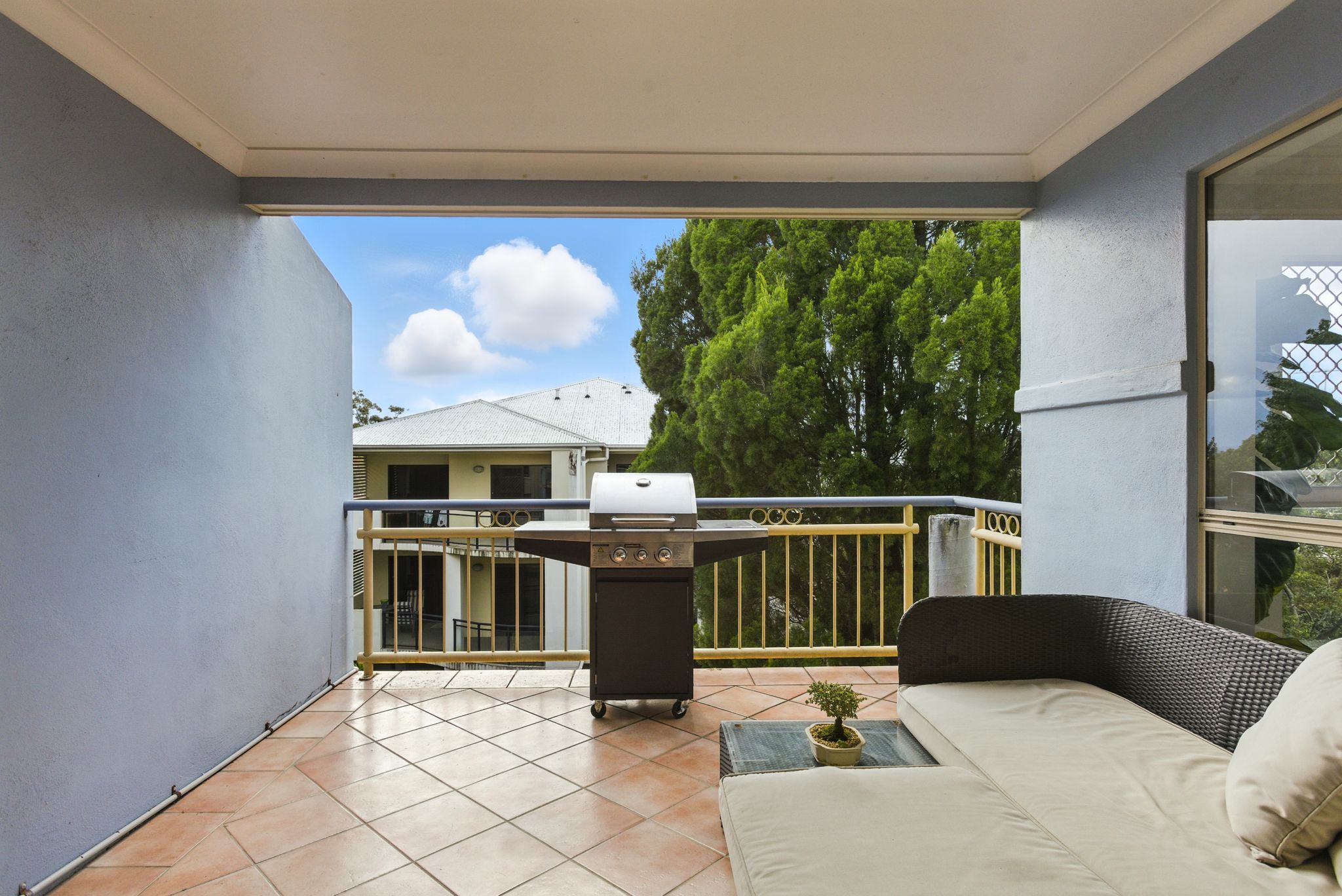 7/29 Crown Street, Holland Park West For Lease by Aurora Property - image 10