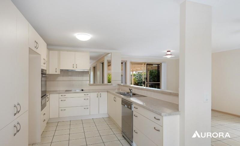 98 Kilmorey Street, Carindale Leased by Aurora Property - image 5