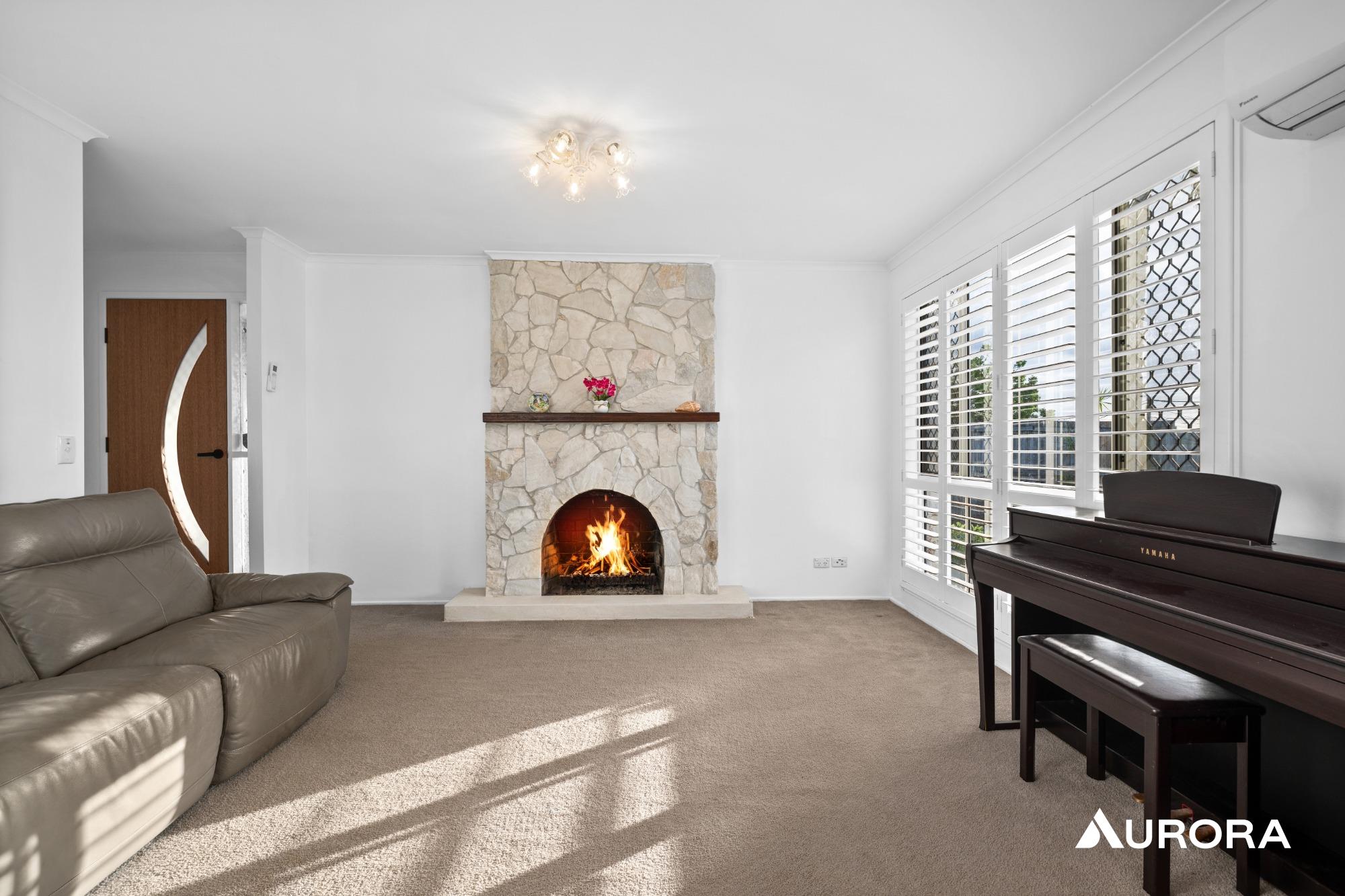 62 Crump Street, Holland Park West For Lease by Aurora Property