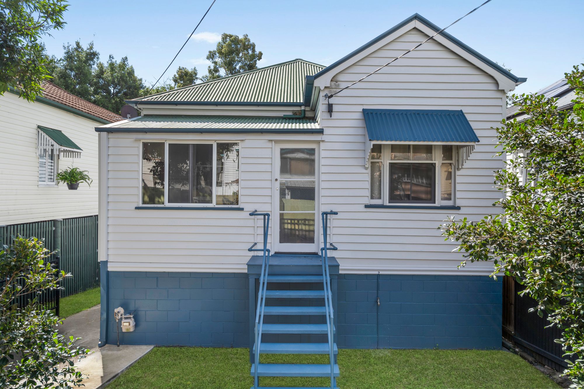 14 Loch Street, West End Leased by Aurora Property