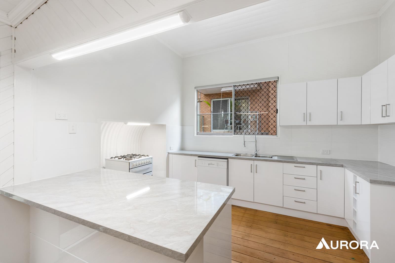 111 Baines Street, Kangaroo Point Leased by Aurora Property - image 2