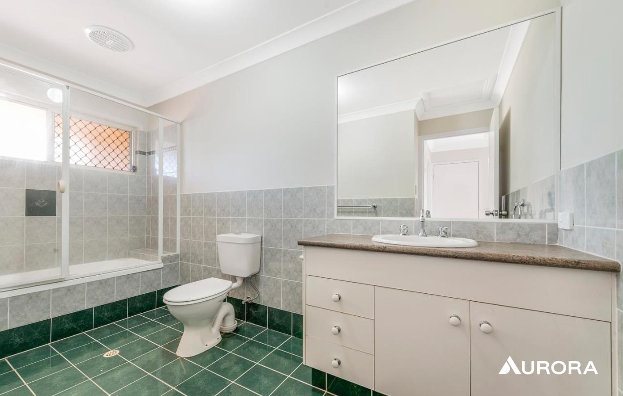 4/32 Iris Street, Holland Park West For Lease by Aurora Property - image 9