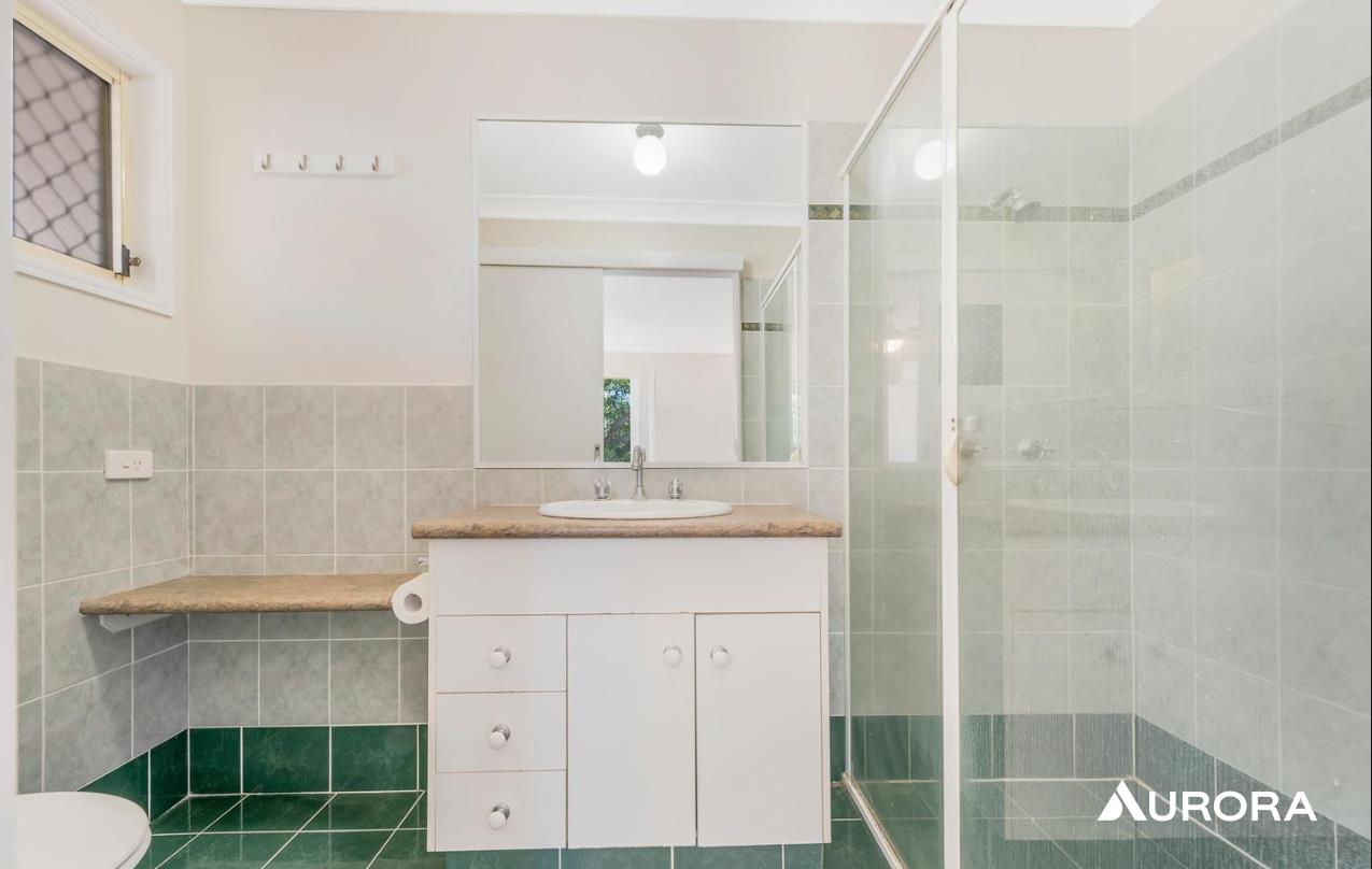 4/32 Iris Street, Holland Park West For Lease by Aurora Property - image 8