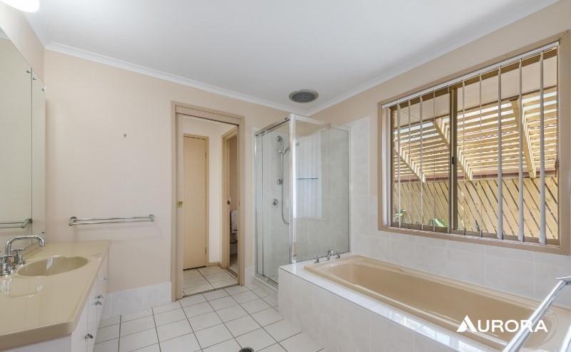 98 Kilmorey Street, Carindale Leased by Aurora Property - image 9
